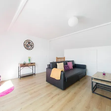 Le Perruche Collégien